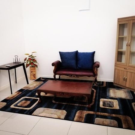A&D Home-Stay @Kota Warisan, Sepang Eksteriør billede