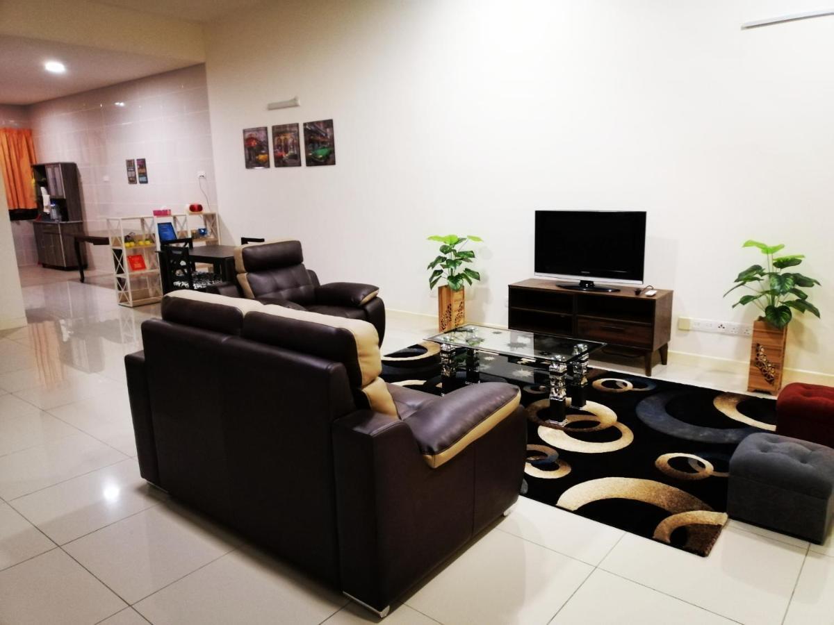 A&D Home-Stay @Kota Warisan, Sepang Eksteriør billede
