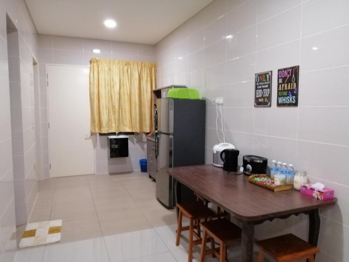 A&D Home-Stay @Kota Warisan, Sepang Eksteriør billede