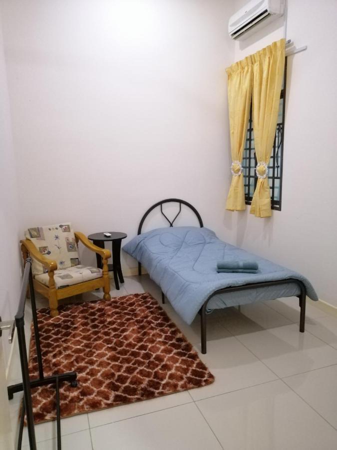 A&D Home-Stay @Kota Warisan, Sepang Eksteriør billede