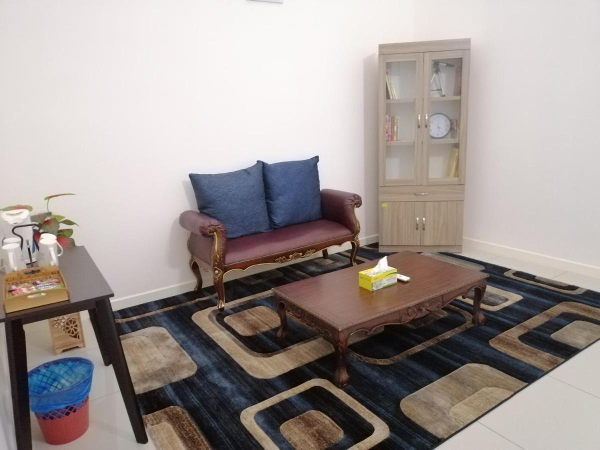 A&D Home-Stay @Kota Warisan, Sepang Eksteriør billede